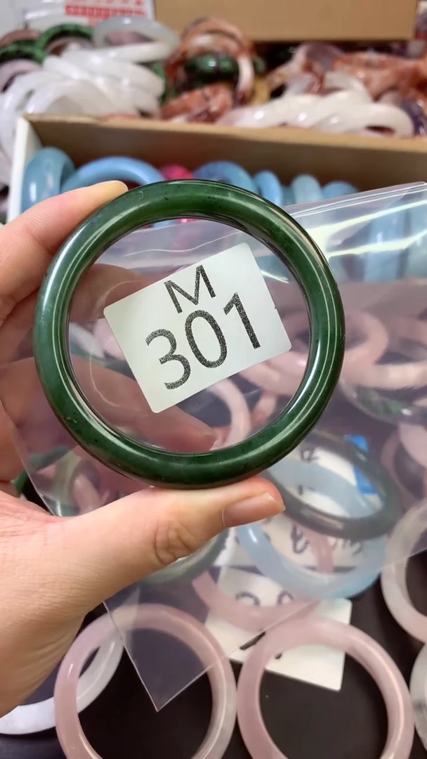 水晶手镯未镶嵌56手镯M301