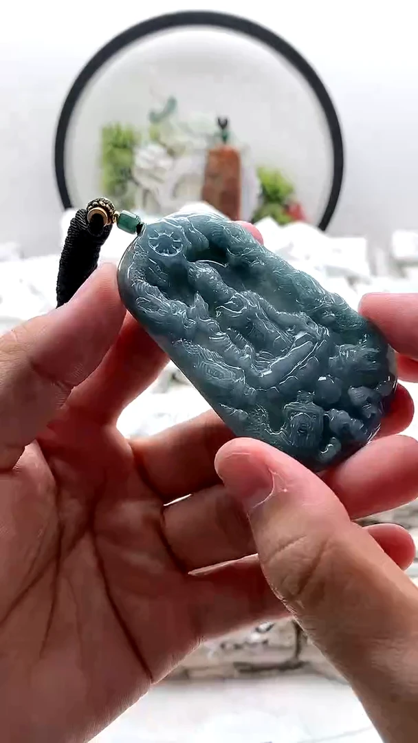 颈饰未镶嵌翡翠不动明王