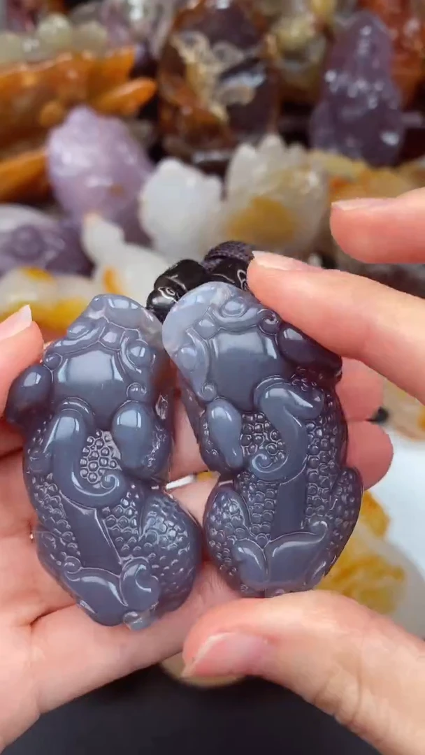 玛瑙/玉髓颈饰未镶嵌AA