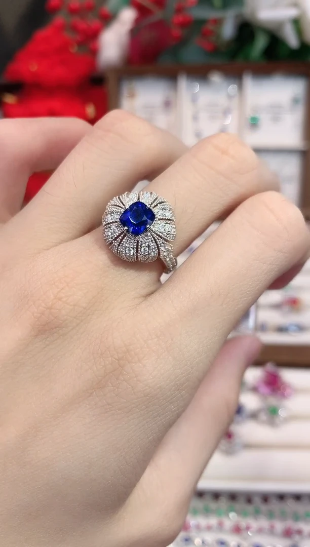 戒指蓝宝石18K金镶嵌2.1ct/天然宝石/七天无理由