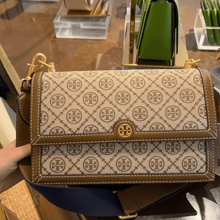 全新未使用 TORY BURCH/汤丽柏琦 T MONOGRAM中号棕色风琴包81863