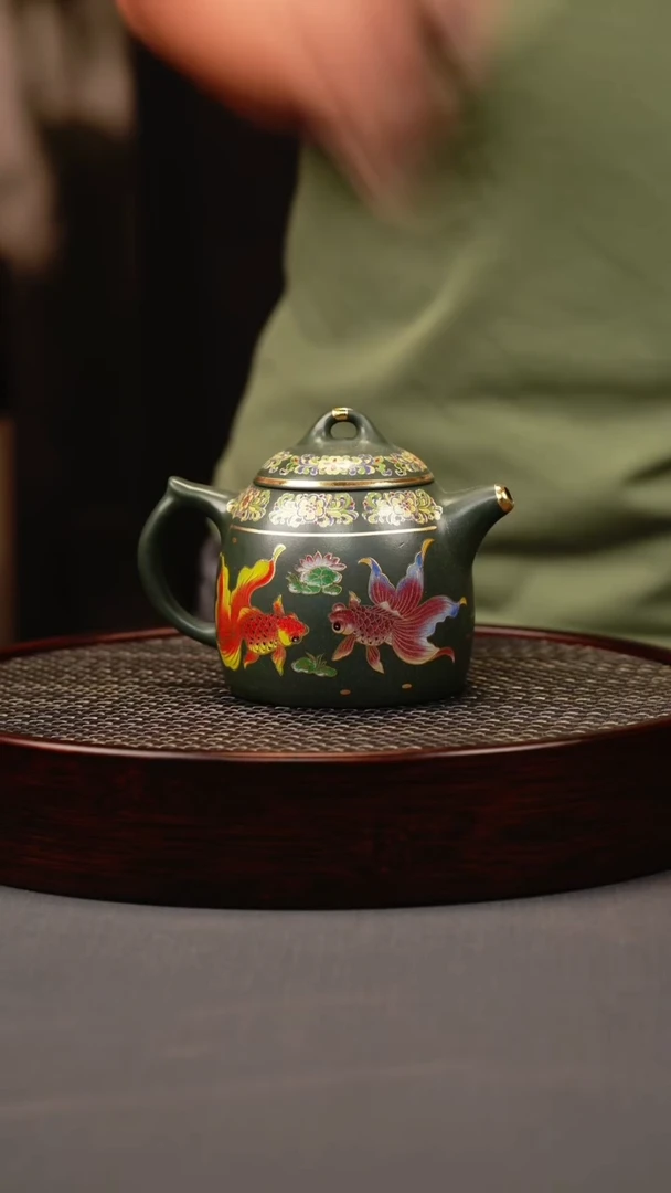 茶壶紫砂绿泥 秦权 锦鲤珐琅彩