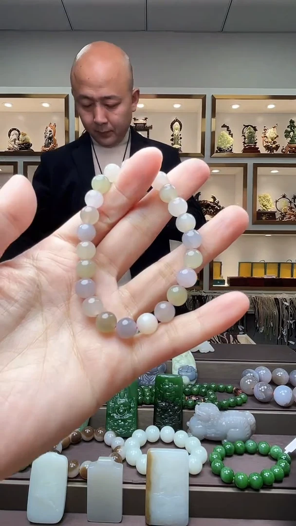 【闪购商品】和田玉颈饰未镶嵌苏