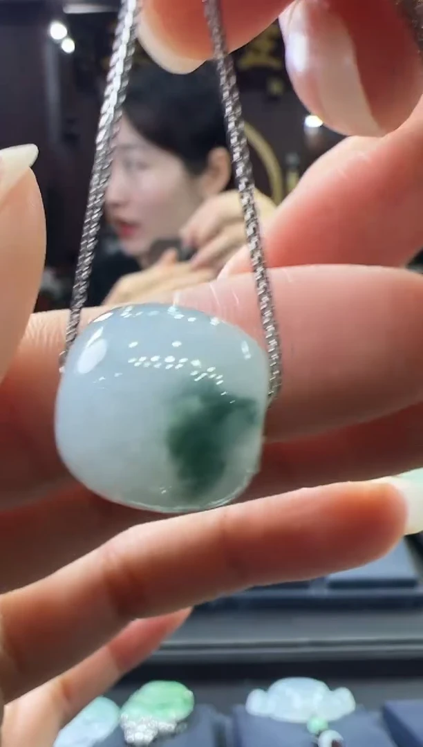 【闪购商品】翡翠挂件未镶嵌路路通项链一套