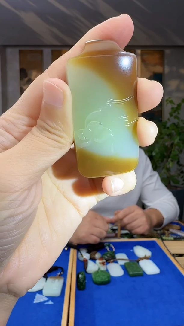 未镶嵌和田玉挂件拍一发一