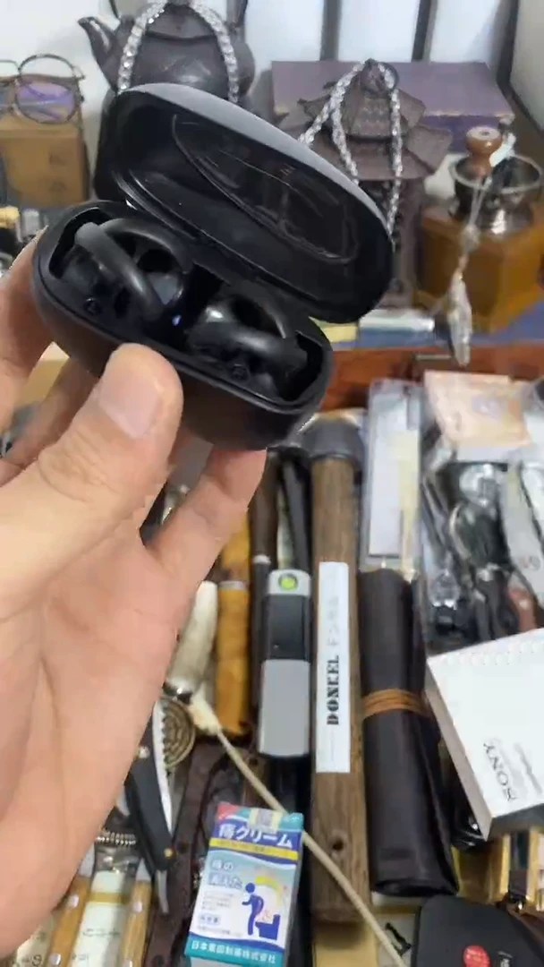瓷片闪购商品  如图所示