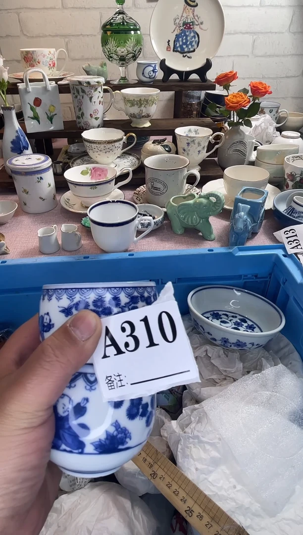 w***y默认微瑕，不退不换，完美者勿拍！