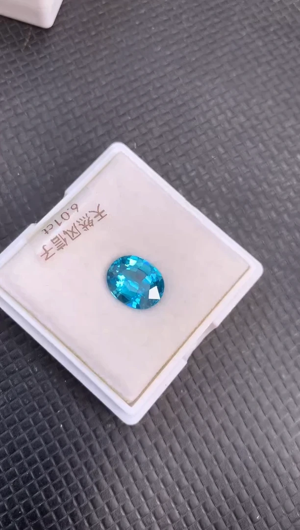 未镶嵌天然锆石裸石天然风信子