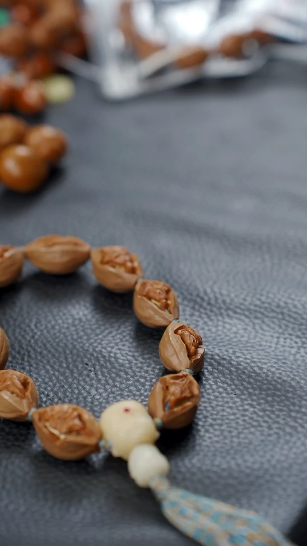 吊坠橄榄核无相手持