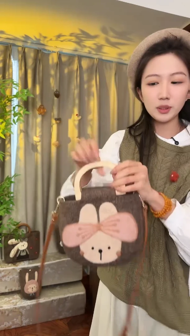 羊毛非遗纯手工包D木蝴蝶结兔子