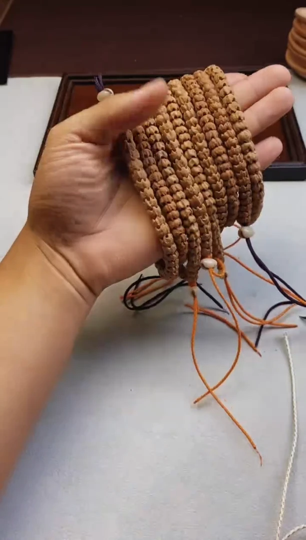 柏香籽/百香籽手串天策出品--龙爪手持