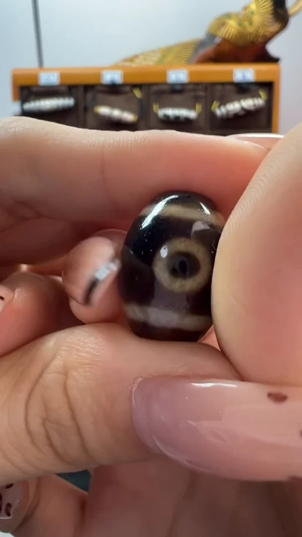 玛瑙/玉髓（覆膜）颈饰未镶嵌71微瑕随机发货