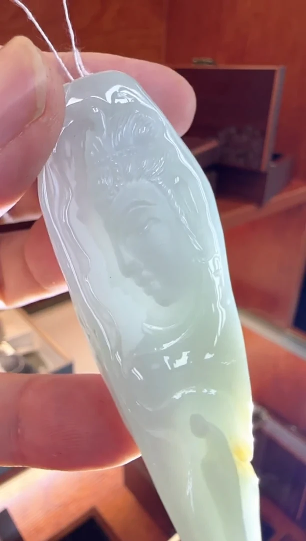 翡翠挂件未镶嵌A货翡翠孤品国雕谢林工