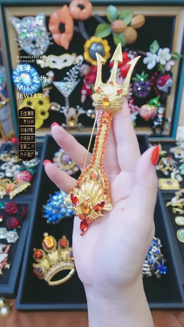 大小姐直播间胸针