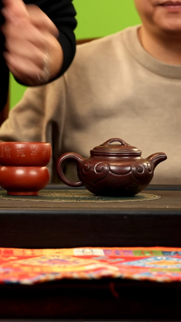 【闪购商品】紫砂茶壶SSH 大彬金砂 仿古如意 300cc