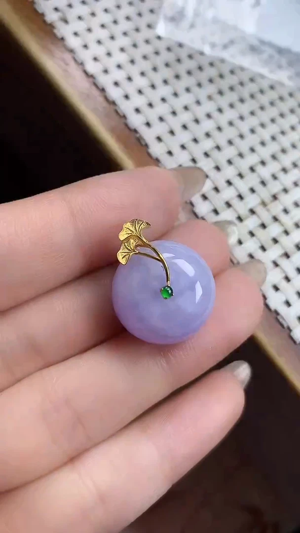 【闪购商品】翡翠颈饰18K金镶嵌颈饰