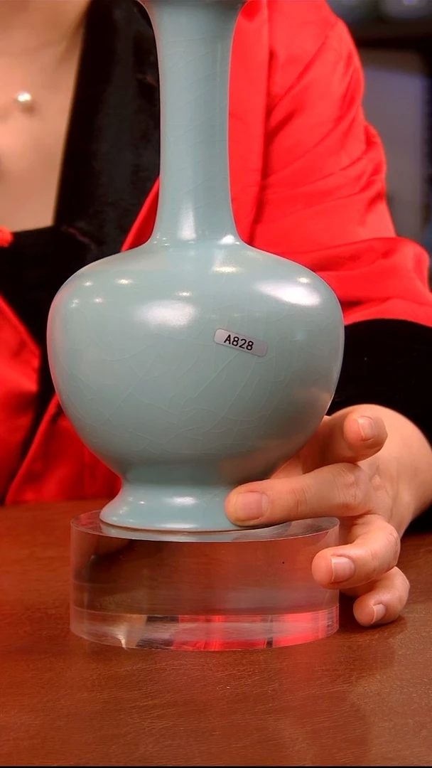 【闪购商品】瓷片828细颈鼓腹瓶........