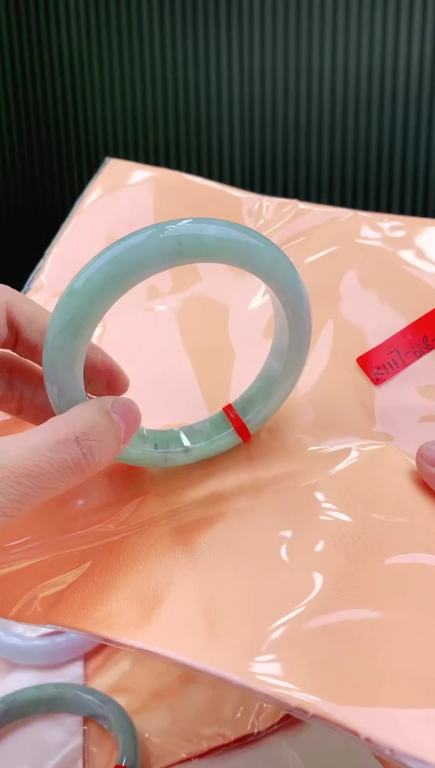 未镶嵌手镯翡翠62