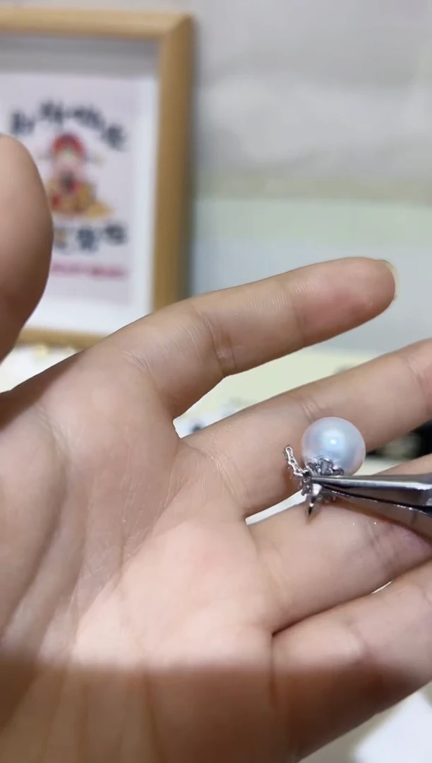 【闪购商品】淡水珍珠吊坠银S925镶嵌15淡水珍珠88.88
