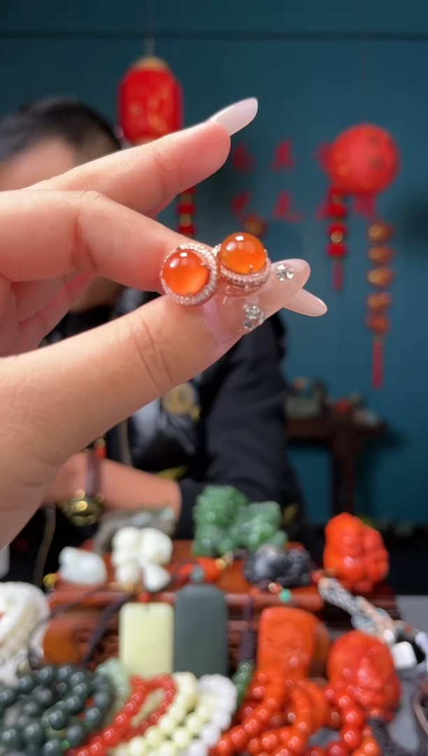 【闪购商品】南红玛瑙颈饰未镶嵌耳钉