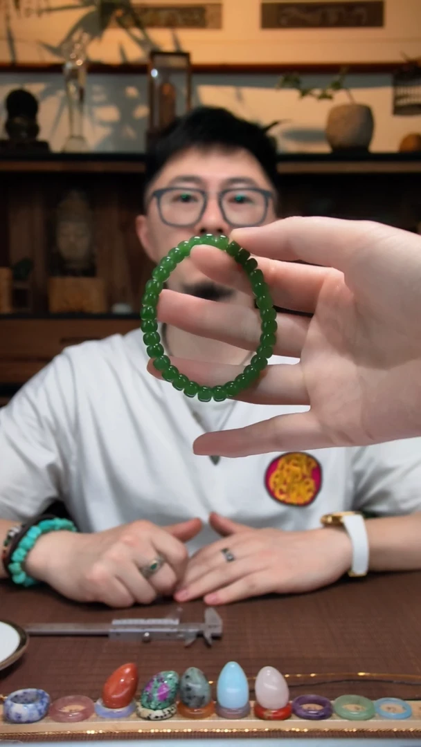 手串未镶嵌和田玉碧玉老型手串ZD5*7