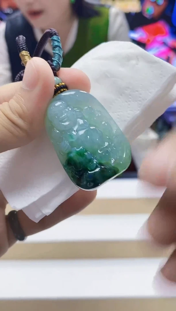 未镶嵌定制翡翠-毛货挂件39