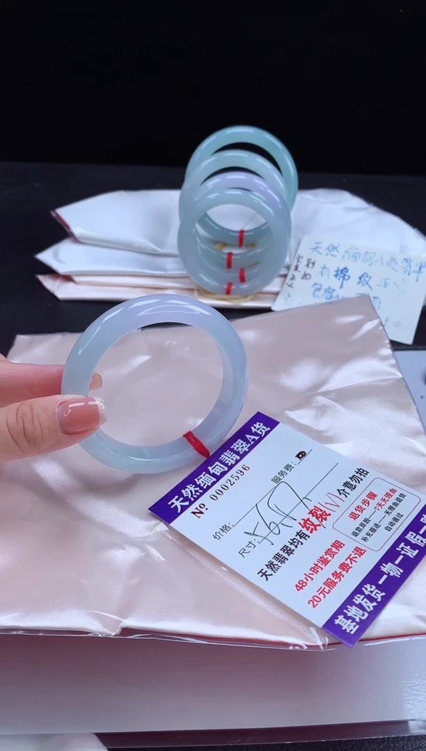翡翠手镯未镶嵌1111111111111