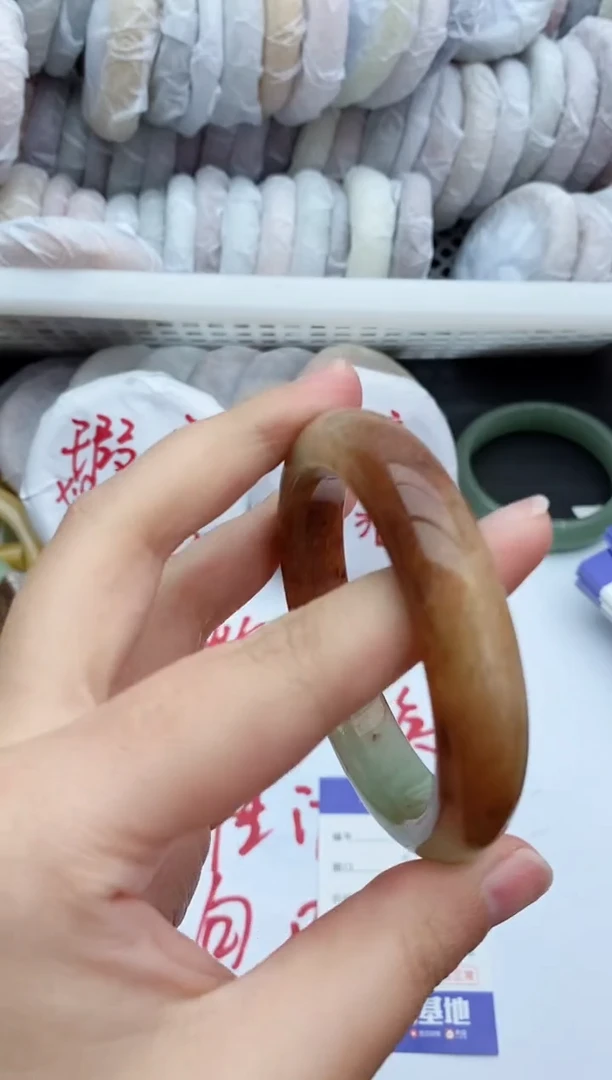 未镶嵌手镯石英质玉瑕疵331+54/55