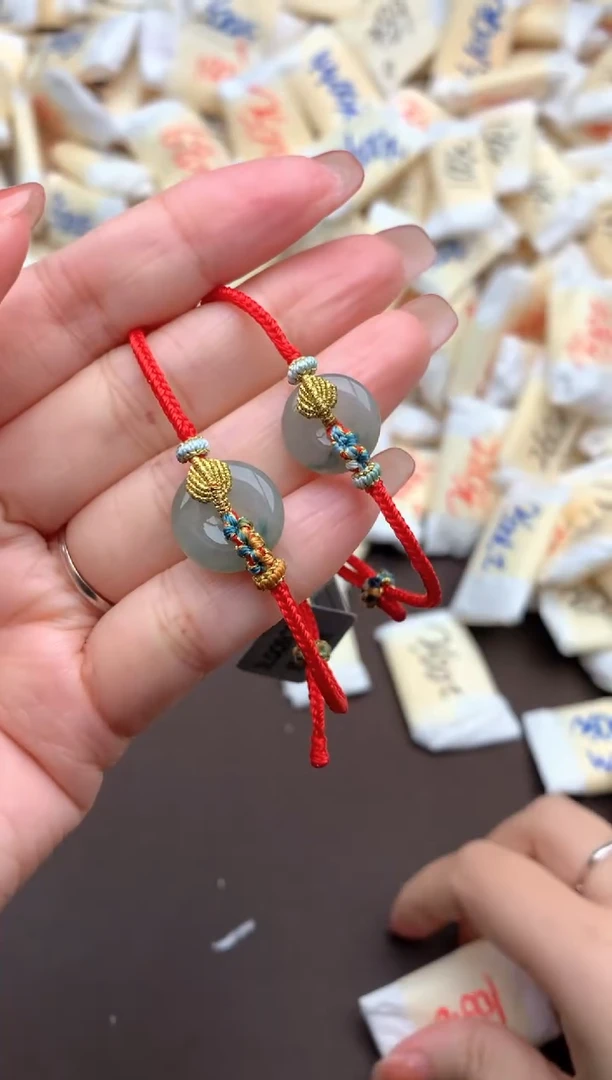 【闪购商品】翡翠挂件未镶嵌多样性发货（发一个）