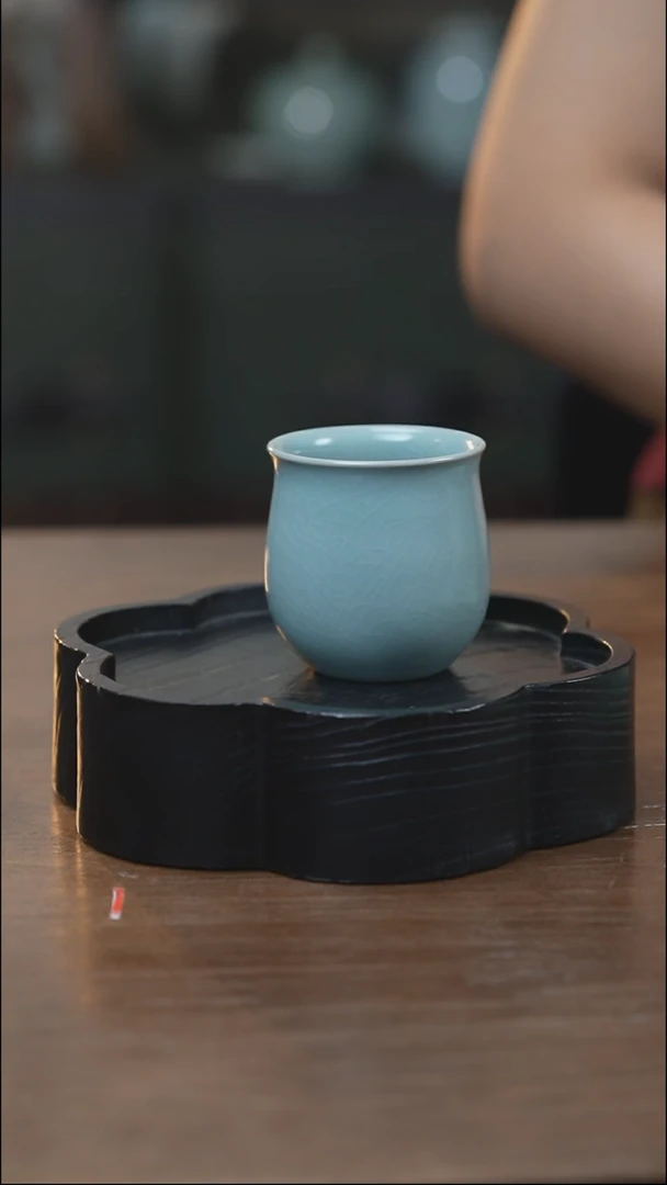 玉兰闻香杯 （王国奇手签专属器型）（天青）