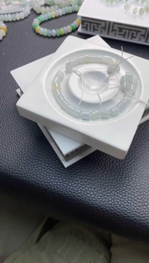 翡翠散珠12天然A货翡翠散珠多样性发10颗