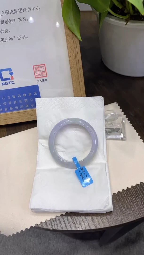 翡翠手镯未镶嵌00000009168