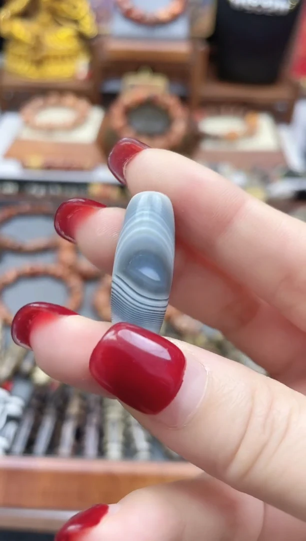 玛瑙/玉髓散珠天然缠丝单珠