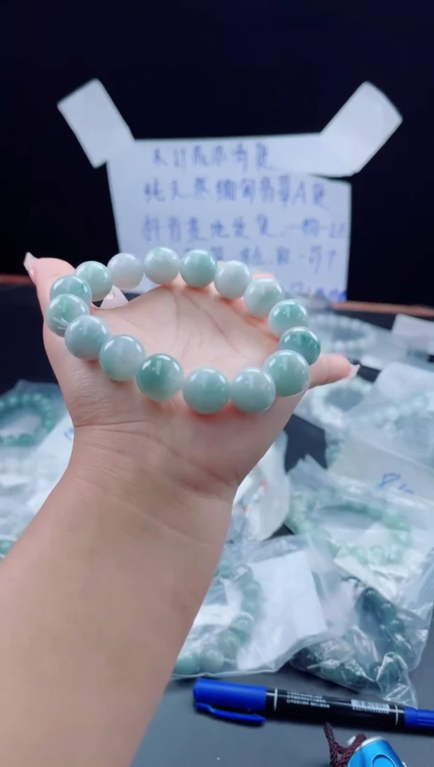 未镶嵌定制翡翠珠串