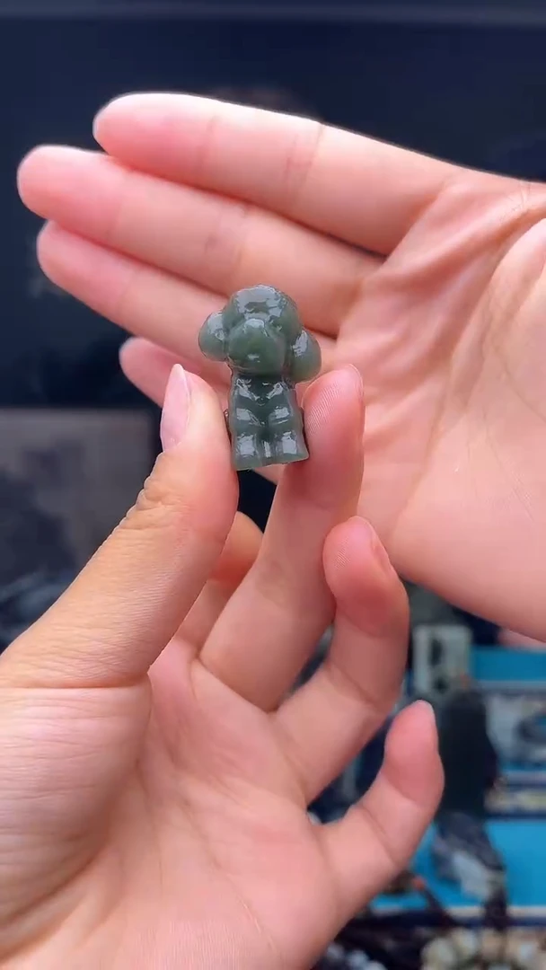 未镶嵌和田玉挂件1