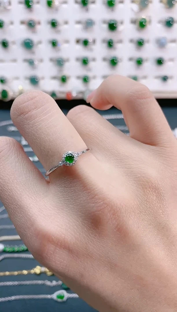 【闪购商品】翡翠戒指银S925镶嵌天然翡翠