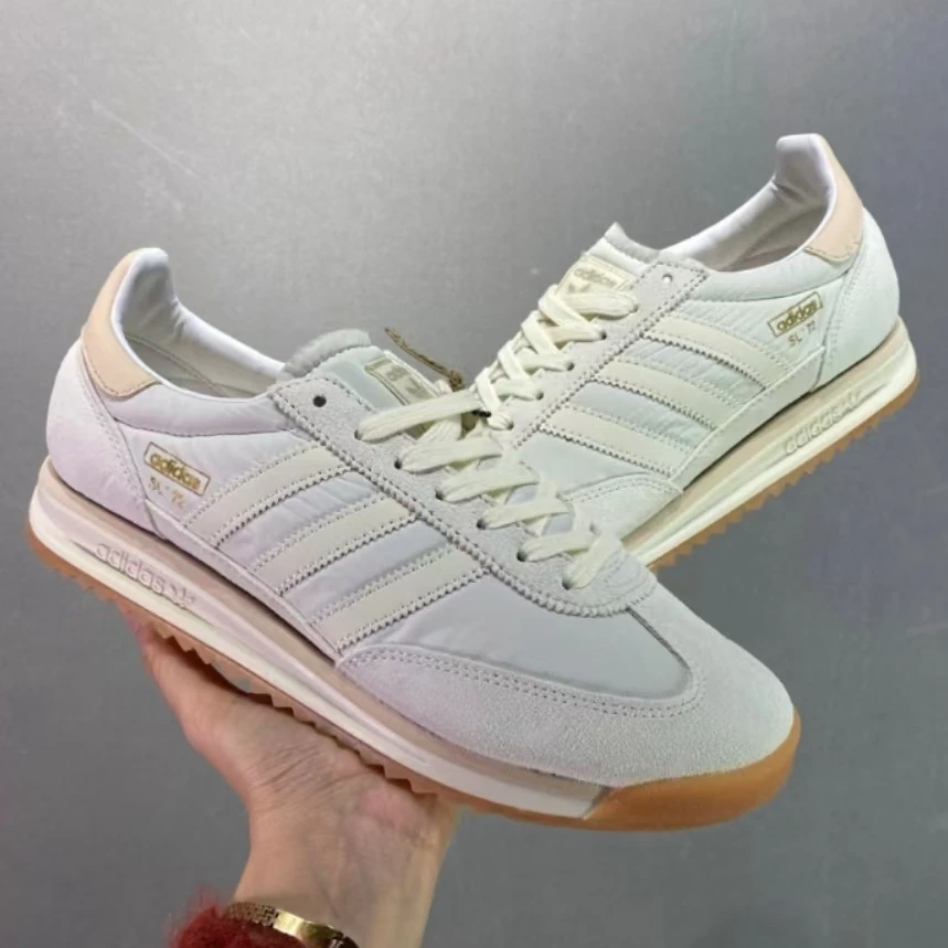 adidas阿迪达斯三叶草女子运动舒适时尚经典低帮休闲鞋JI2491