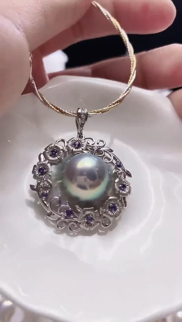 18K金镶嵌项链拼合珍珠（马贝珠）海水马贝吊坠