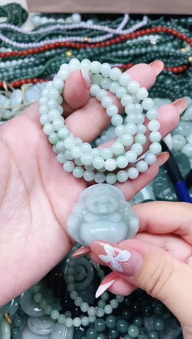 颈饰未镶嵌翡翠翡翠