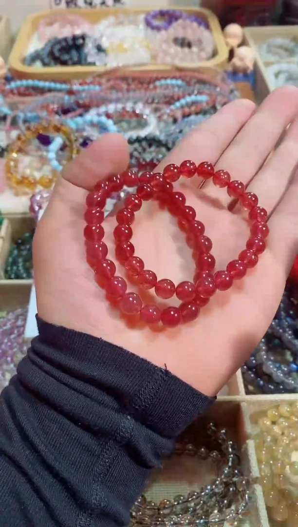 【闪购商品】水晶手链未镶嵌鸽血红草莓晶8m+ (多样性发其一）