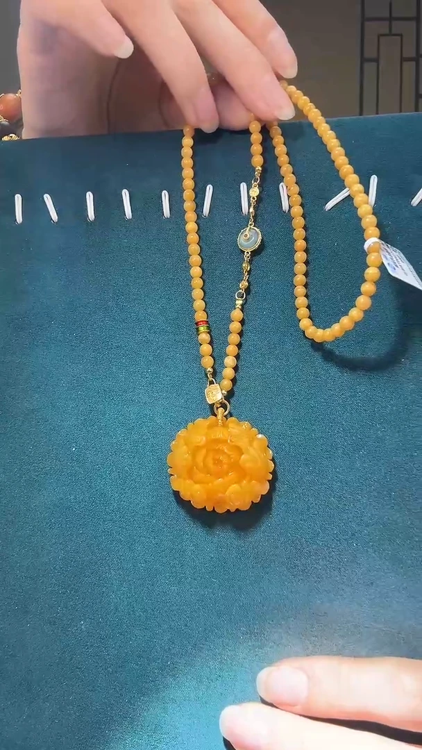 【闪购商品】琥珀裸石未镶嵌G3585天然蜜蜡