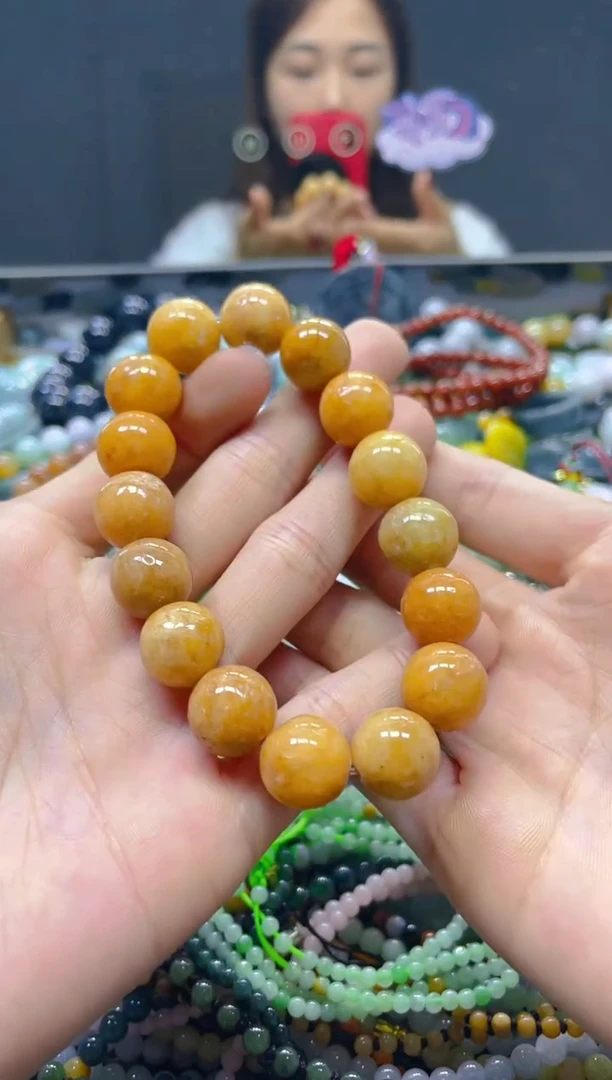 颈饰未镶嵌翡翠13MM/N/翡翠A货，一件也是批发价