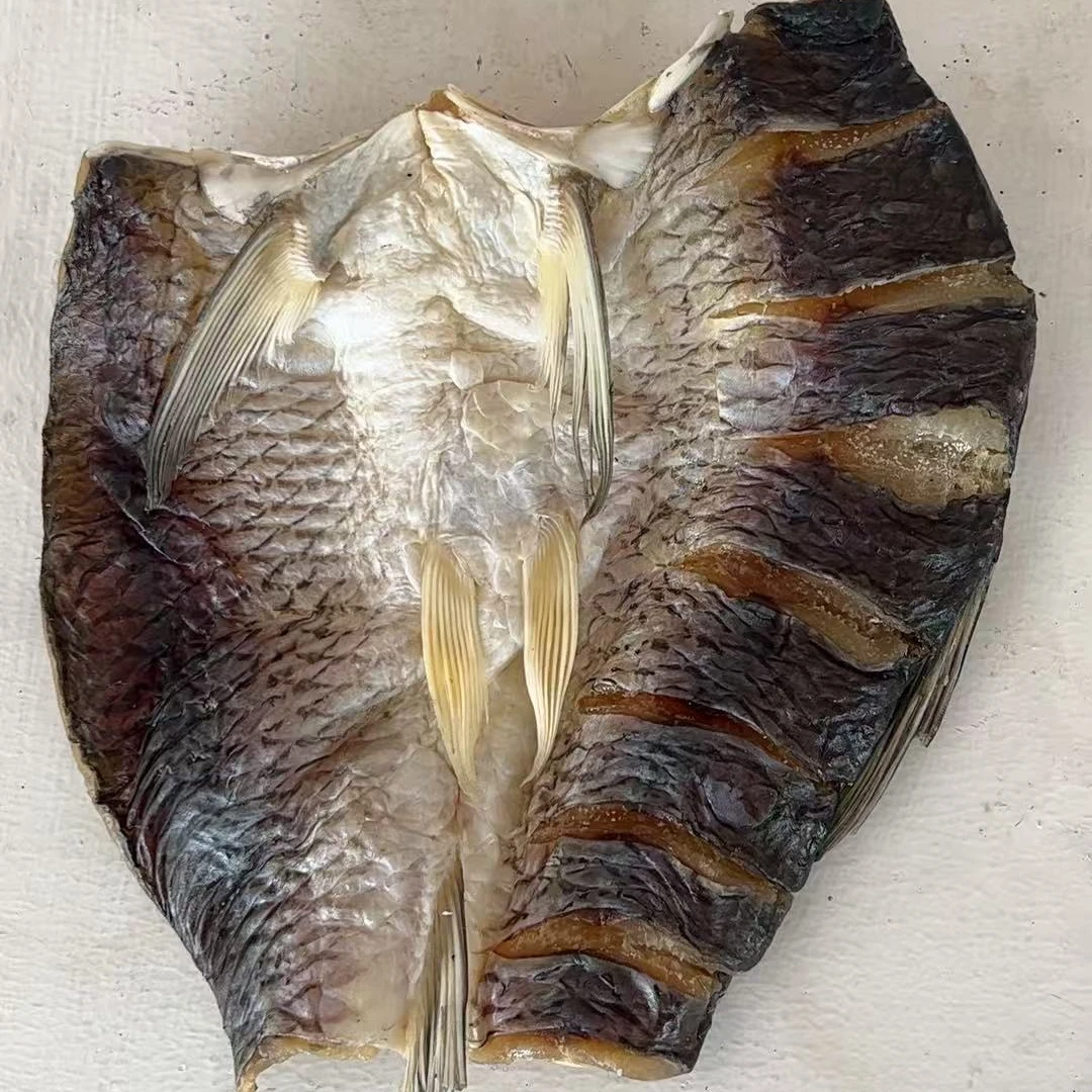 草鱼干湖北农家村民草鱼2条