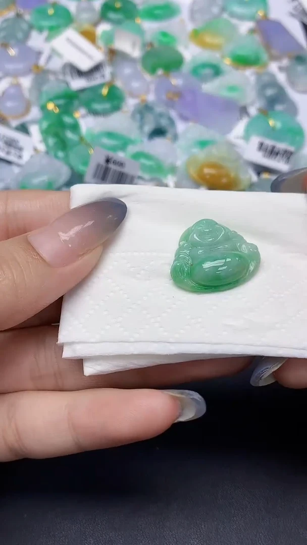 翡翠未镶嵌颈饰天然缅甸a货翡翠