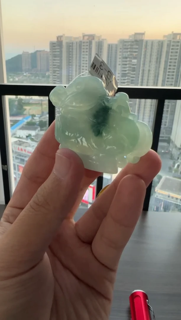 颈饰未镶嵌翡翠天然翡翠A货孤品一件