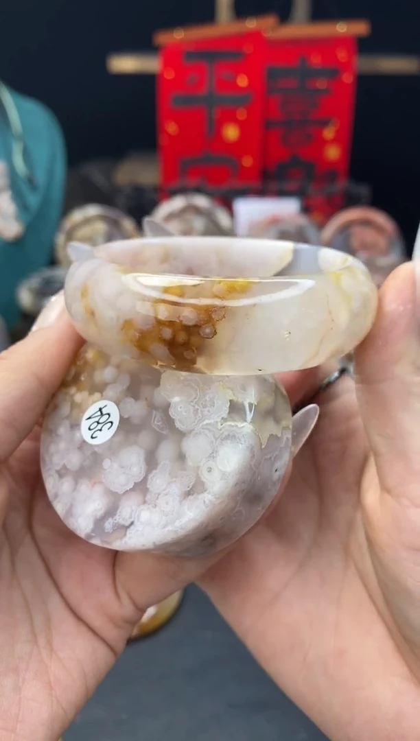 【闪购商品】石英质玉手镯（圆镯）未镶嵌57.9