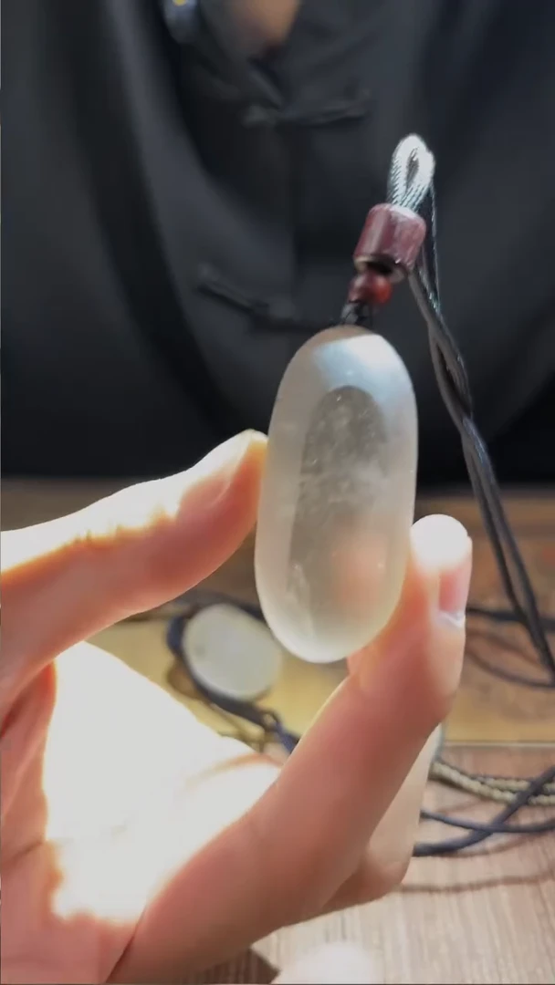 未镶嵌吊坠(赠链)水晶水晶