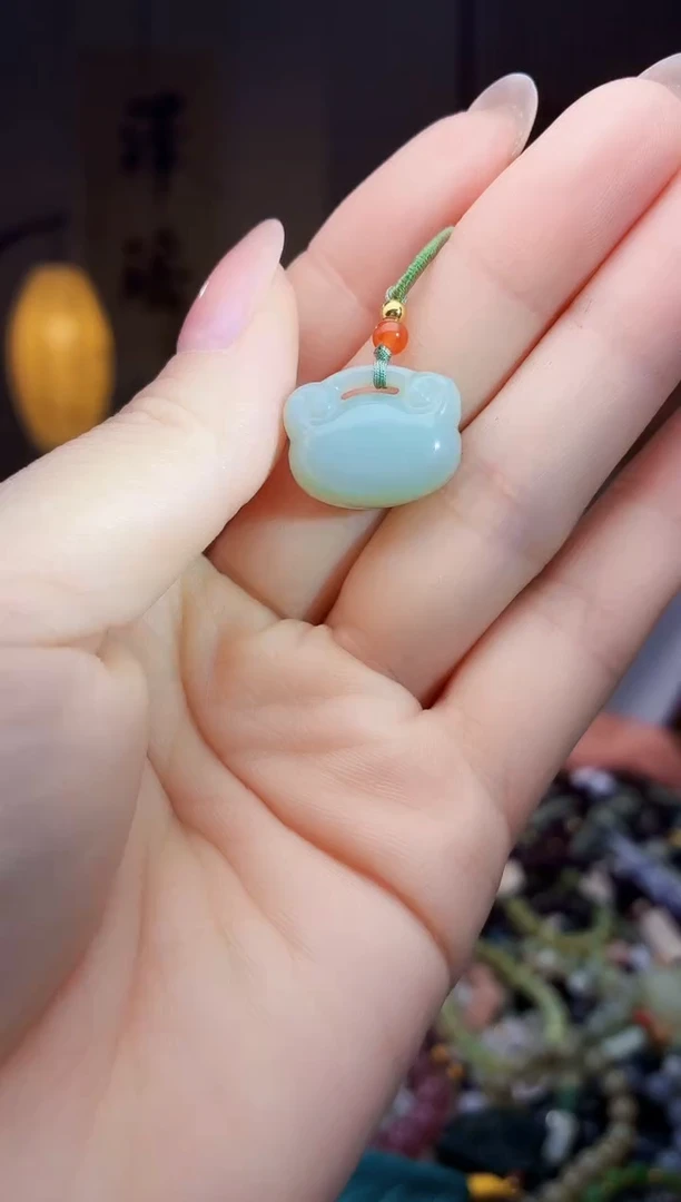 颈饰未镶嵌和田玉多样性发货，拍一发一