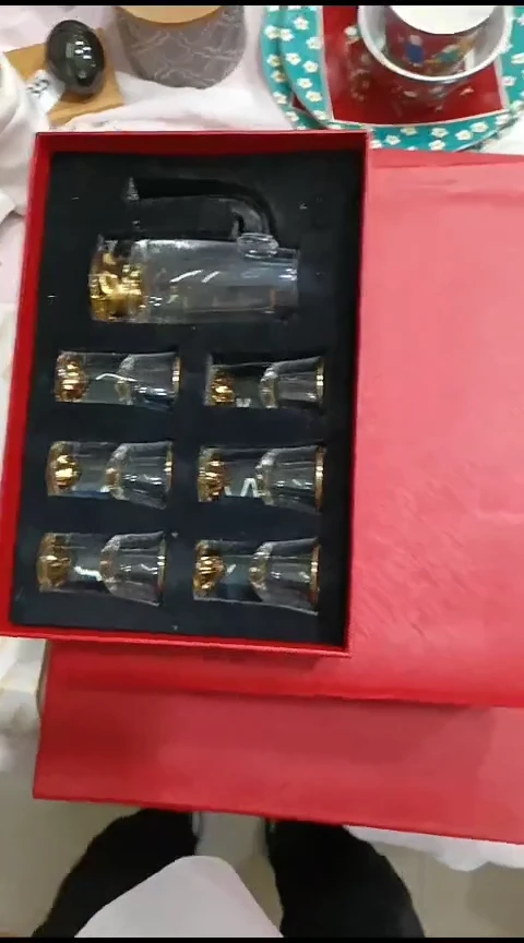 瓷金箔白酒具一壶六杯
