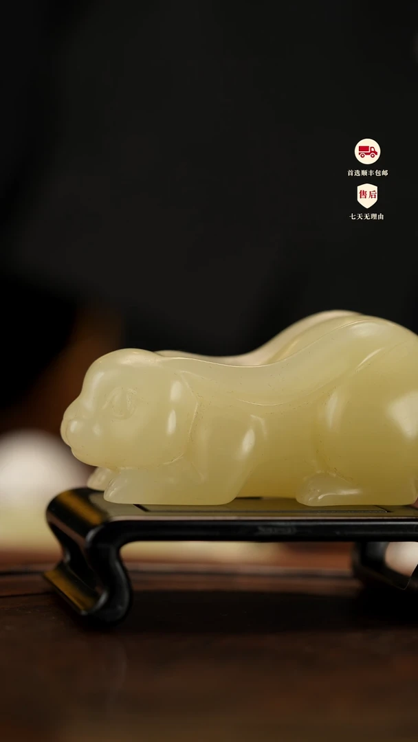 云南石竹叶青雕刻：小懒兔摆件镇尺茶宠